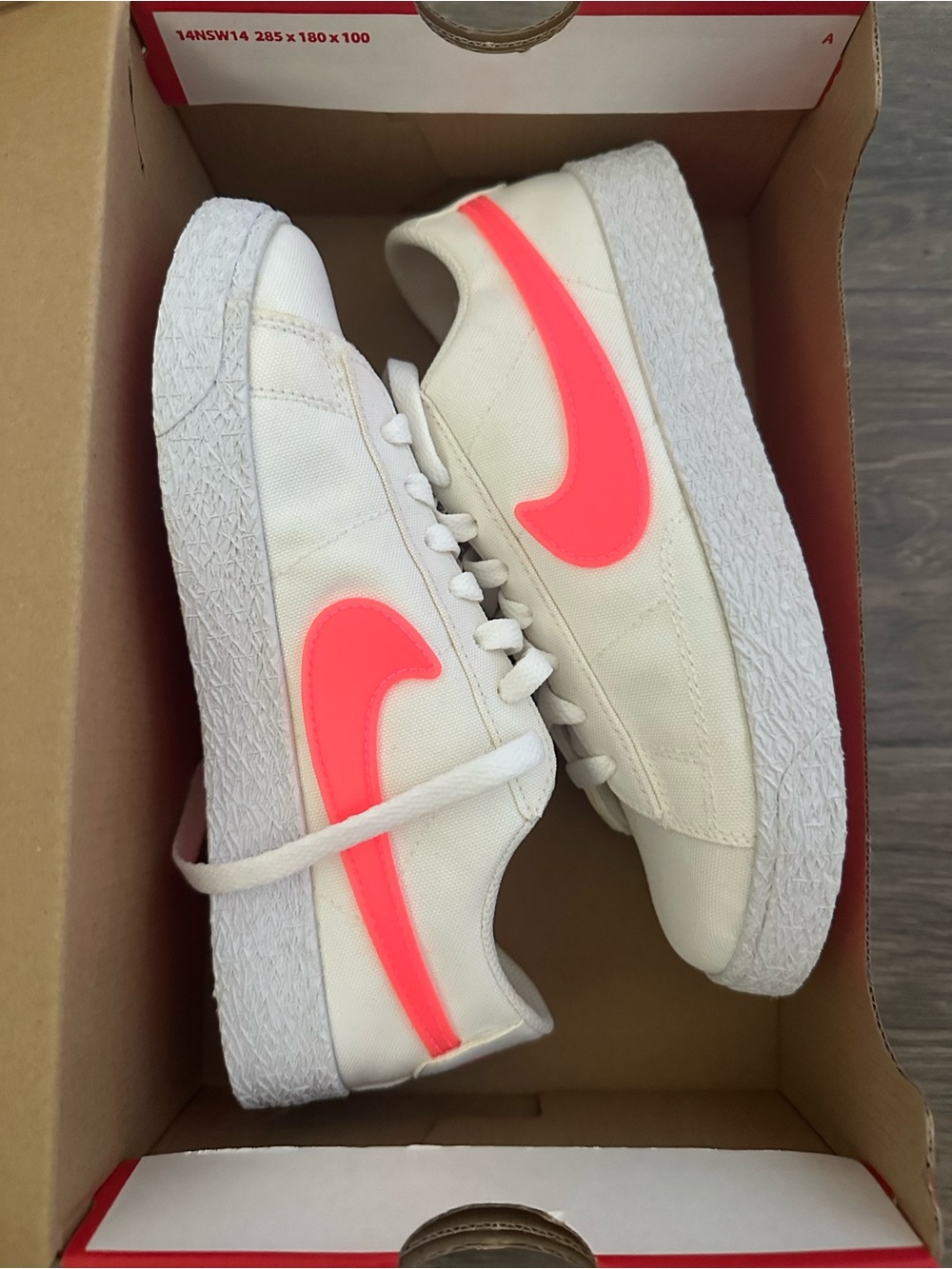 Nike blazer low hot pink - Picture 1 of 4